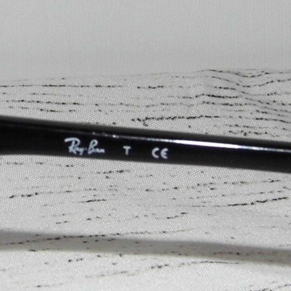 Ray-Ban Aviator Black Frame Sunglasses - Picture 5 of 5